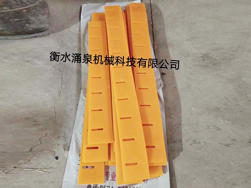 �۰�����